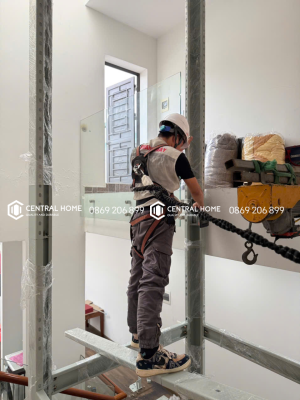 thi công khung thang máy an toàn